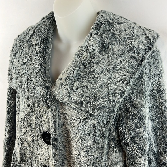 Cabi Chinchilly Gray Crop Jacket Party Dress Coat Plush Faux Fur Size S‎ - Picture 5 of 9